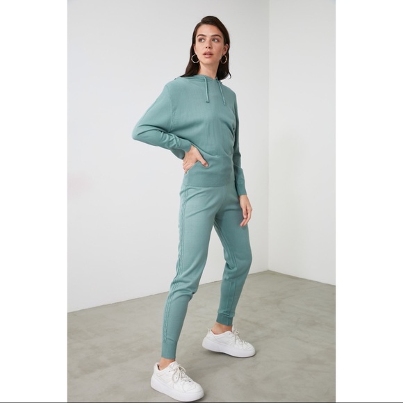 NWT Knitted Mint Cardigan Tank Joggers Set - Picture 4 of 6